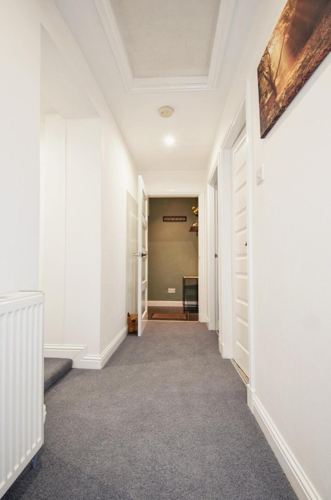 Charming 2 Bedroom Flat In The Heart Of Kirriemuir Кирримуир Экстерьер фото